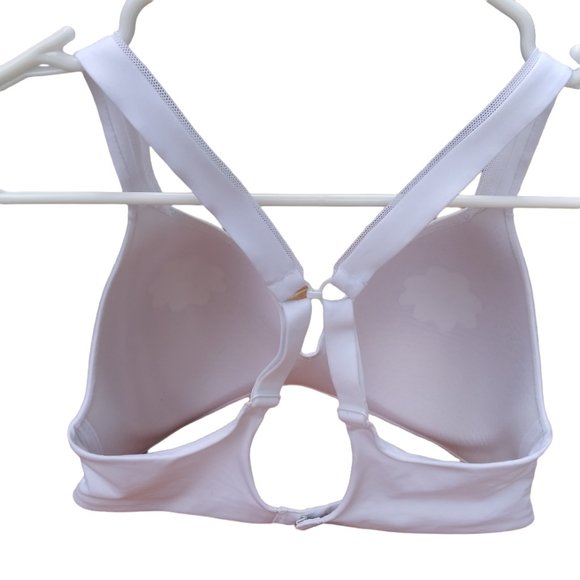 Hanes Intimates & Sleepwear Hanes Wireless T Shirt Bra Full